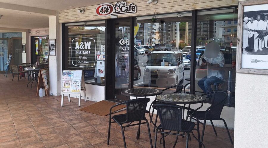 沖縄市 A&W Plus Cafe プラザハウス店