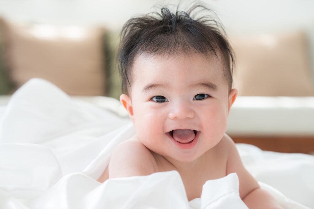 赤ちゃん 社会的微笑