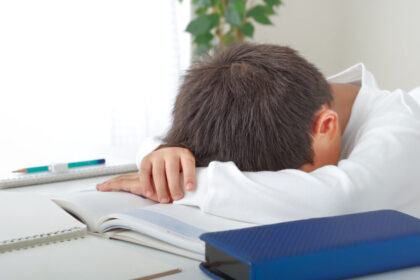 夏休み 宿題 終わらない